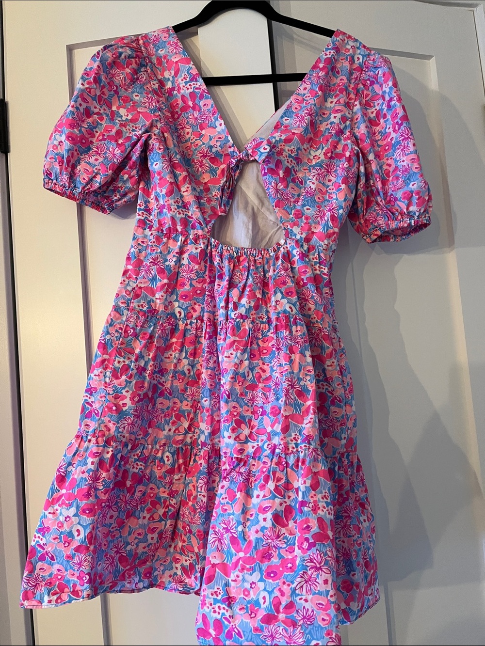 Lilly Pulitzer Tie-Back, Pink Floral Tiered Dress with Puff Sleeves (4) - Picture 2 of 3